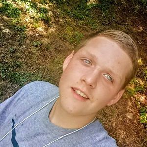 Meet your Posher, Caleb